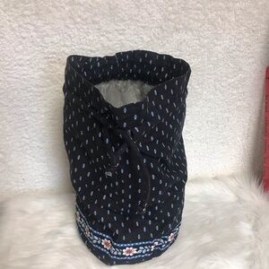 Vera Bradley Black with Light Blue Floral Ditty Bag
